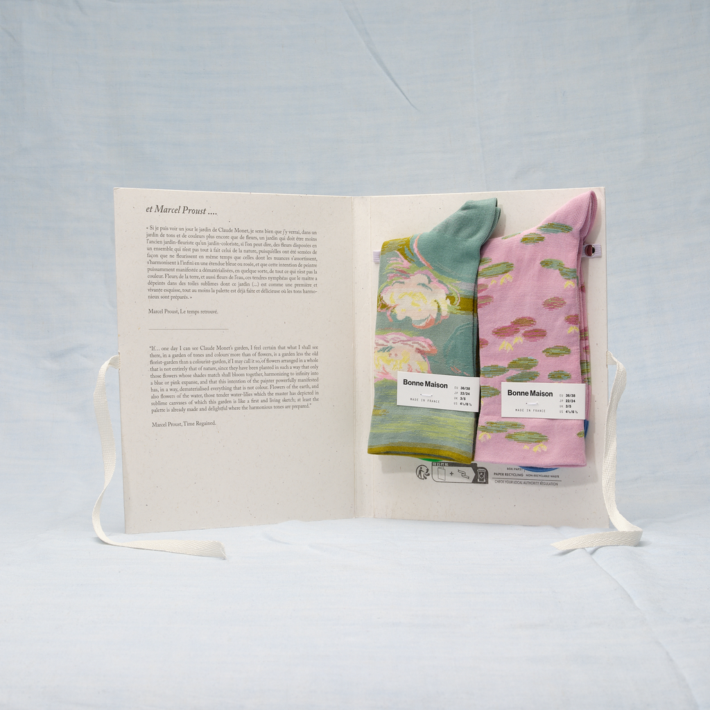 [MON502 39/41] Livre Monet Nymphéas